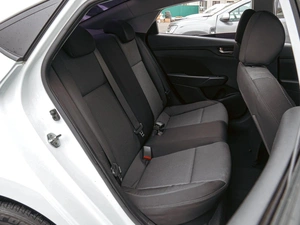 Седан Hyundai Solaris 2019 года, 950000 рублей, Краснодар