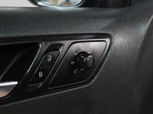 Седан Volkswagen Jetta 2011 года, 829000 рублей, Воронеж