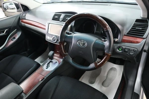 Седан Toyota Premio 2009 года, 1319000 рублей, Омск