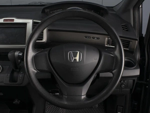 Минивэн Honda Freed 2011 года, 930000 рублей, Омск