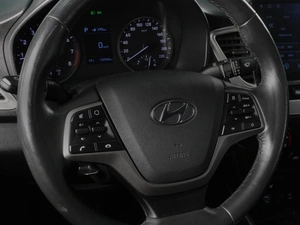 Седан Hyundai Solaris 2019 года, 1359000 рублей, Минеральные Воды