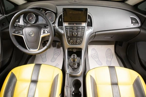 Хетчбэк Opel Astra GTC 2013 года, 789000 рублей, Оренбург