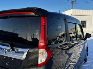 Минивэн Toyota Roomy 2020 года, 1157000 рублей, Красноярск