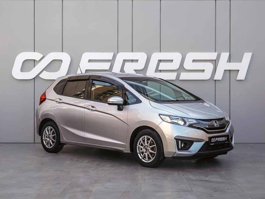 Хетчбэк Honda Fit 2014 года, 1080000 рублей, Краснодар