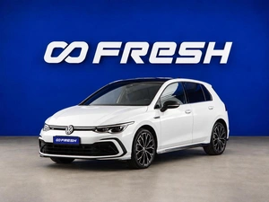 Хетчбэк Volkswagen Golf 2021 года, 2799444 рублей, Москва