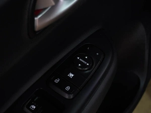 Хетчбэк Kia Rio X-Line 2019 года, 1499000 рублей, Воронеж