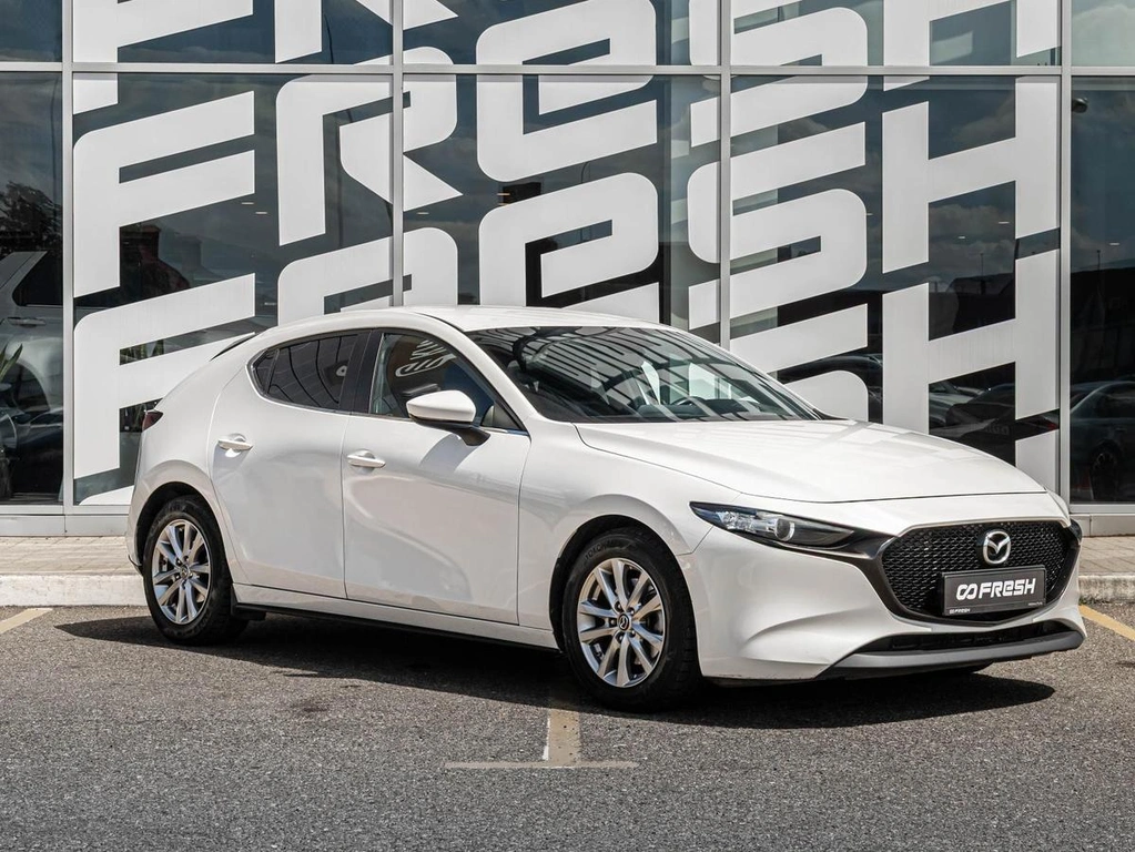 Хетчбэк Mazda 3 2019 года, 2120000 рублей, Краснодар