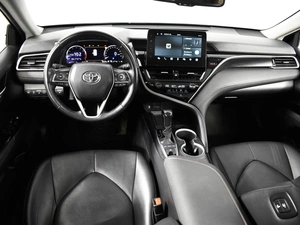 Седан Toyota Camry 2023 года, 3150000 рублей, Казань