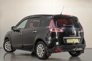 Минивэн Renault Scenic 2011 года, 669000 рублей, Челябинск
