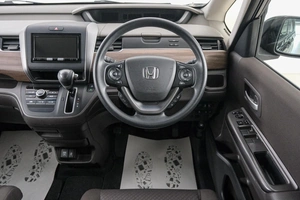 Минивэн Honda Freed 2020 года, 1659000 рублей, Красноярск