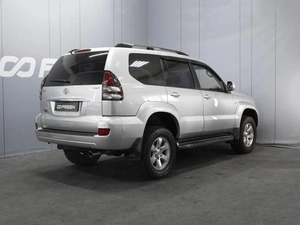 Внедорожник Toyota Land Cruiser Prado 2007 года, 2035000 рублей, Омск