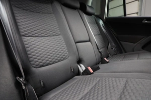 Внедорожник Volkswagen Tiguan 2011 года, 1309000 рублей, Новосибирск