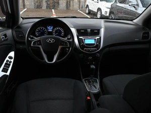 Седан Hyundai Solaris 2014 года, 914000 рублей, Кирилловка