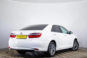 Седан Toyota Camry 2016 года, 2159000 рублей, Пермь