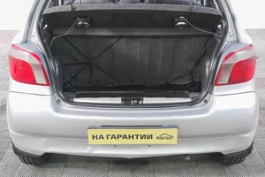Хетчбэк Toyota Vitz 2000 года, 329000 рублей, Кемерово