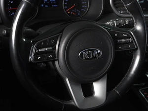 Внедорожник Kia Sportage 2020 года, 2520000 рублей, Красный Пахарь