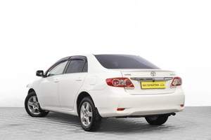 Седан Toyota Corolla 2012 года, 1199000 рублей, Барнаул