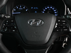 Седан Hyundai Solaris 2017 года, 1229000 рублей, Аксай