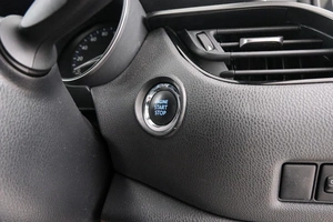 Внедорожник Toyota C-HR 2019 года, 2099000 рублей, Красноярск