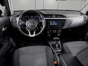 Седан Kia Rio 2021 года, 1599000 рублей, Тюмень