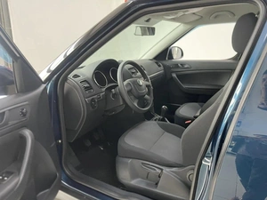 Внедорожник Skoda Yeti 2012 года, 1230000 рублей, Смоленск