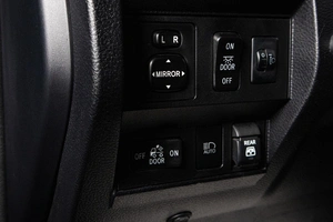 Пикап Toyota Tundra 2021 года, 6799000 рублей, Сургут