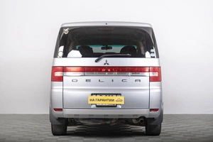 Минивэн Mitsubishi Delica D5 2013 года, 1349000 рублей, Томск