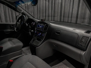 Минивэн Hyundai H-1 2021 года, 2970000 рублей, Красноярск