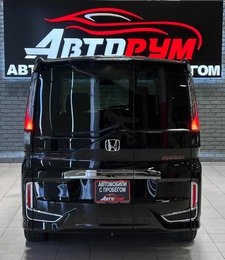 Минивэн Honda Stepwgn Spada 2021 года, 2557000 рублей, Красноярск