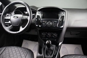 Седан Ford Focus 2013 года, 799000 рублей, Оренбург