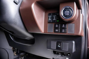 Минивэн Toyota Roomy 2019 года, 1349000 рублей, Пермь