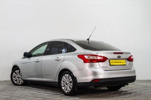 Седан Ford Focus 2011 года, 779000 рублей, Сургут