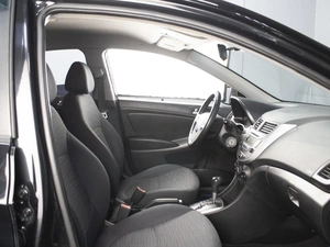 Седан Hyundai Solaris 2016 года, 870777 рублей, Омск