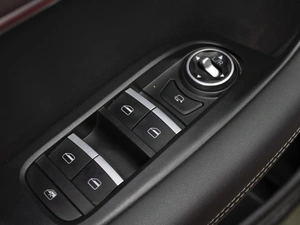 Внедорожник Chery Tiggo 7 Pro Max 2023 года, 2129000 рублей, Омск