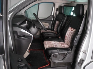 Минивэн Ford Tourneo Custom 2014 года, 2461000 рублей, Красный Пахарь