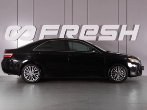 Седан Toyota Camry 2011 года, 1335000 рублей, Красный Пахарь