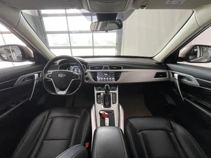 Внедорожник Geely Atlas 2019 года, 1600000 рублей, Смоленск