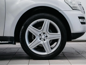 Внедорожник Mercedes-benz M-класс 2010 года, 1560000 рублей, Красноярск