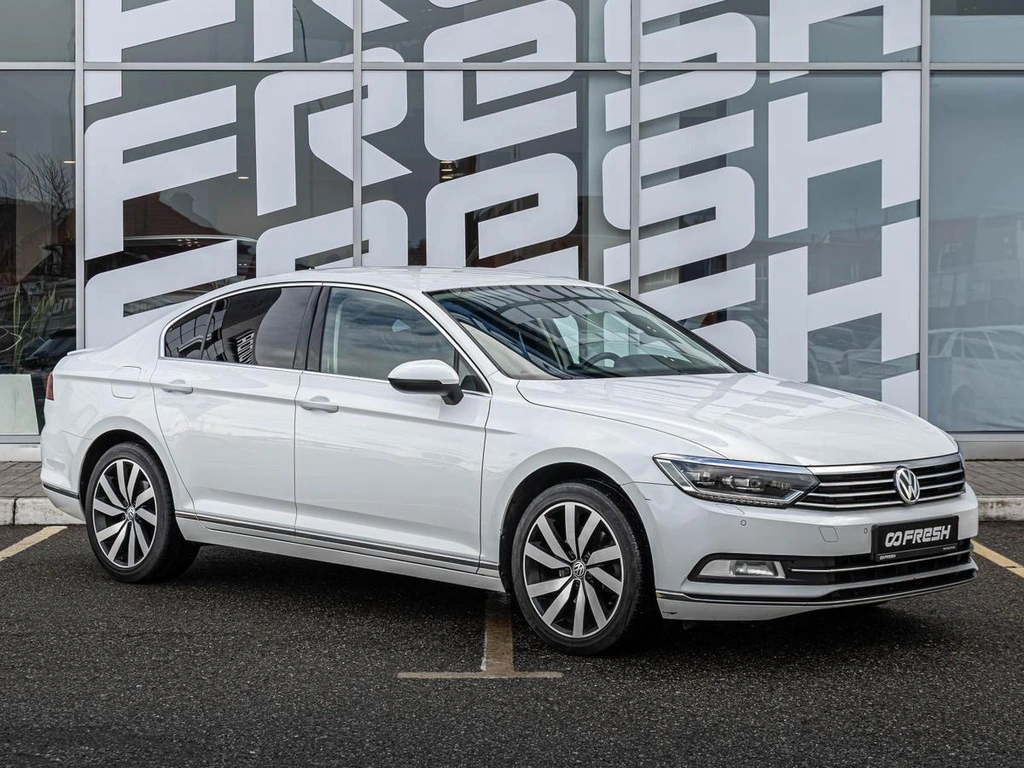 Седан Volkswagen Passat 2015 года, 1790000 рублей, Краснодар