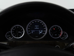 Седан Mercedes-benz E-класс 2010 года, 1598050 рублей, Москва