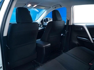 Внедорожник Toyota RAV4 2015 года, 2257077 рублей, Москва