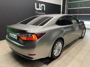 Седан Lexus ES 2016 года, 2100000 рублей, Красноярск