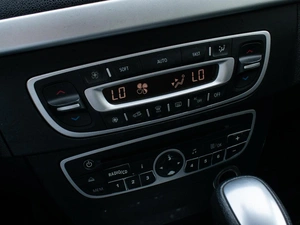 Седан Renault Fluence 2011 года, 770000 рублей, Краснодар