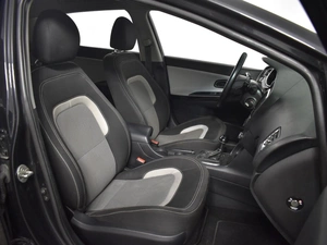 Хетчбэк Kia Ceed 2013 года, 849900 рублей, Казань