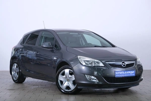 Хетчбэк Opel Astra 2012 года, 919000 рублей, Омск
