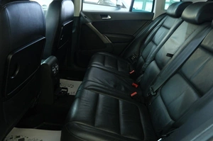Внедорожник Volkswagen Tiguan 2009 года, 989000 рублей, Омск