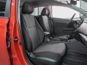 Седан Hyundai Solaris 2022 года, 1799000 рублей, Сургут