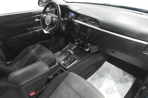 Хетчбэк Kia Rio X-Line 2018 года, 1169000 рублей, Новокузнецк