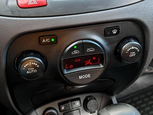 Седан Kia Rio 2010 года, 700000 рублей, Краснодар