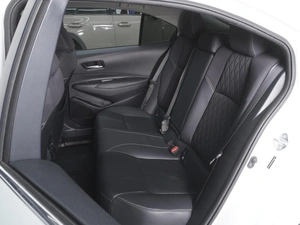 Седан Toyota Corolla 2021 года, 1900000 рублей, Ростов-на-Дону